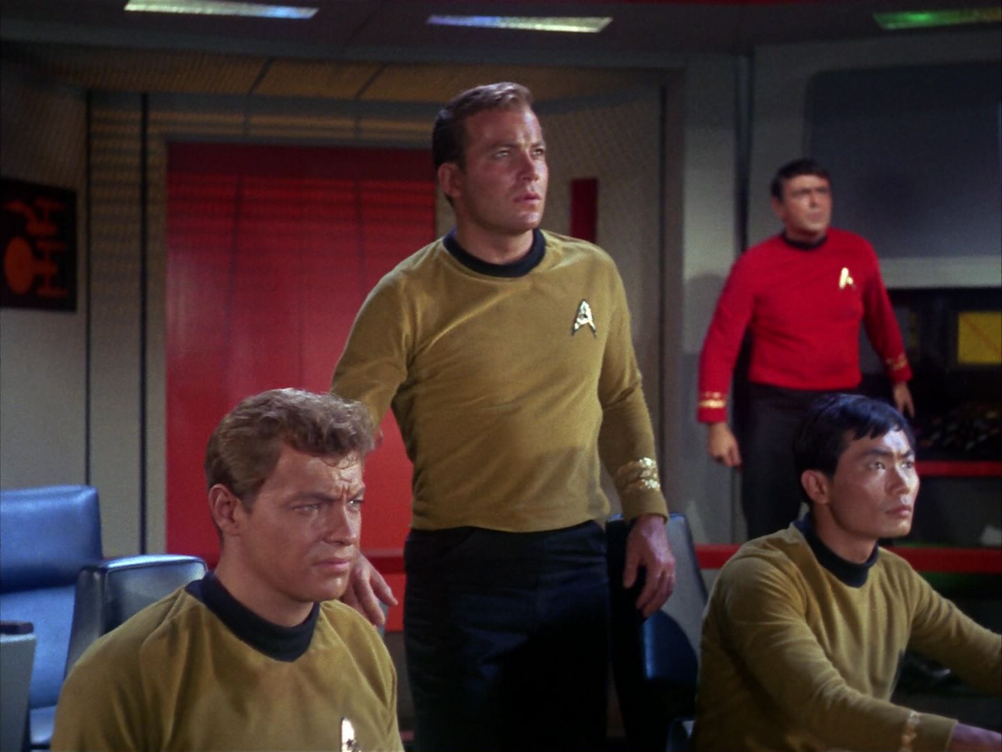 ariane179254_StarTrek_1x10_TheCorbomiteManouver_1766.jpg