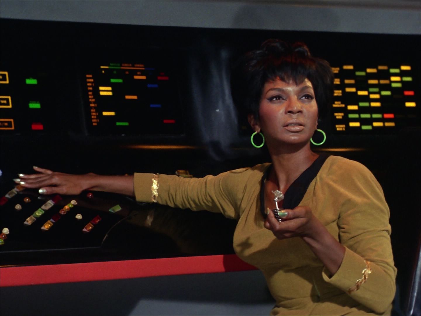 ariane179254_StarTrek_1x10_TheCorbomiteManouver_1773.jpg