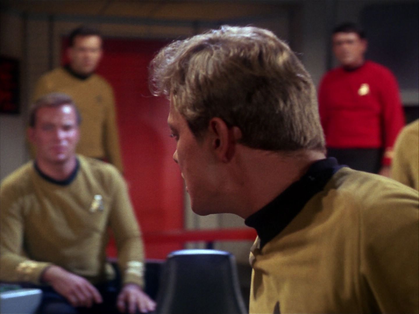 ariane179254_StarTrek_1x10_TheCorbomiteManouver_1843.jpg