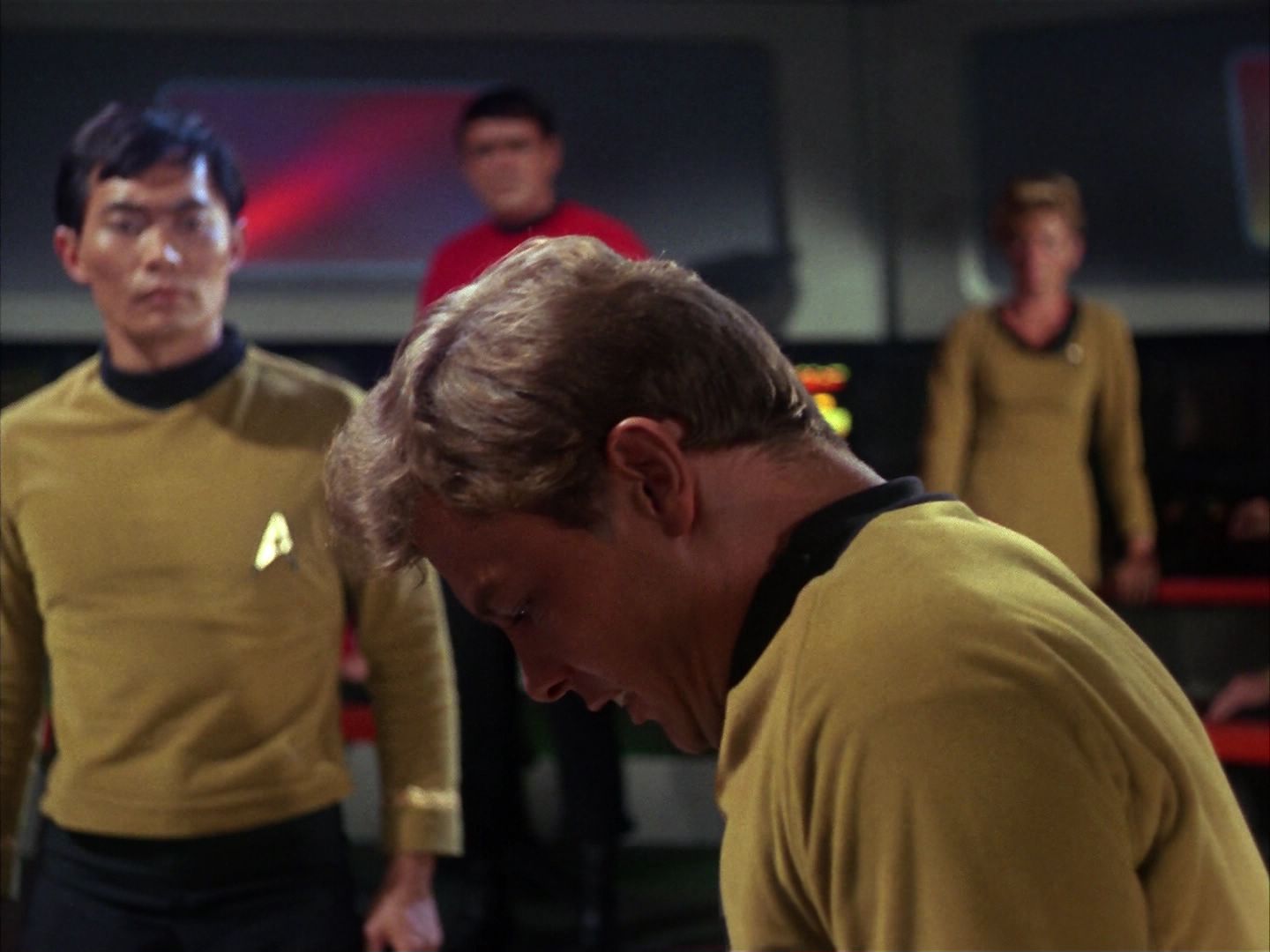 ariane179254_StarTrek_1x10_TheCorbomiteManouver_1865.jpg