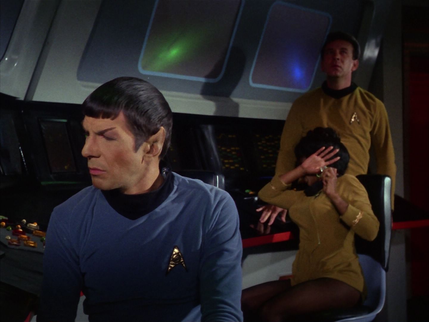 ariane179254_StarTrek_1x10_TheCorbomiteManouver_1926.jpg
