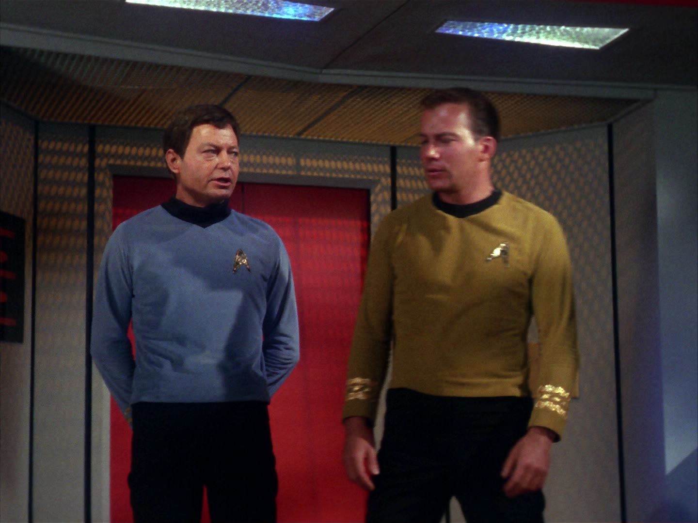 ariane179254_StarTrek_1x10_TheCorbomiteManouver_2046.jpg