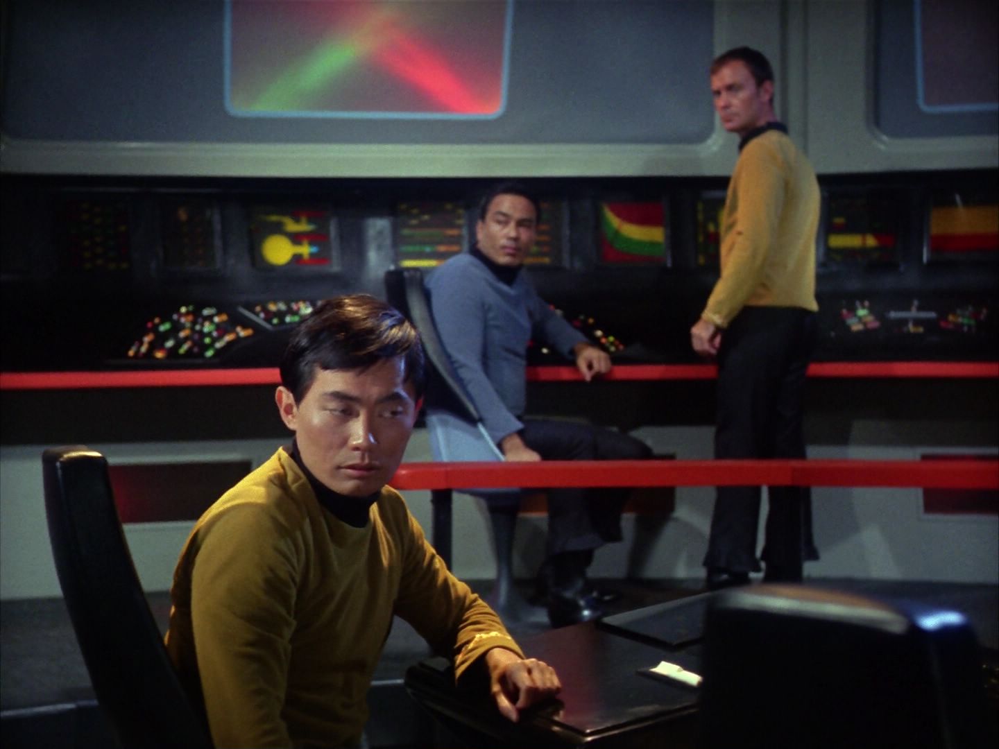 ariane179254_StarTrek_1x10_TheCorbomiteManouver_2082.jpg