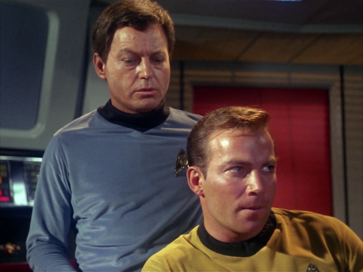 ariane179254_StarTrek_1x10_TheCorbomiteManouver_2090.jpg