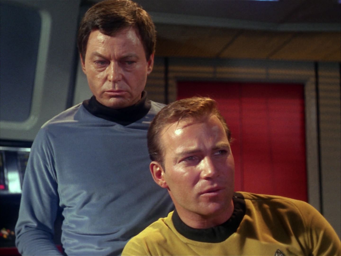 ariane179254_StarTrek_1x10_TheCorbomiteManouver_2096.jpg