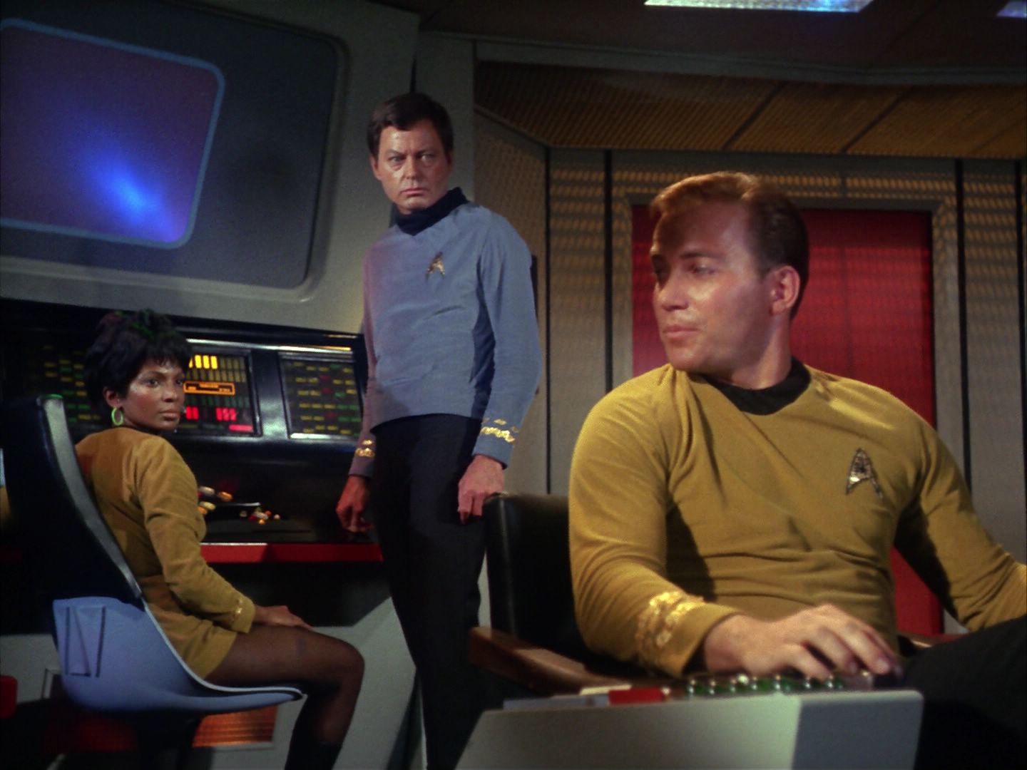 ariane179254_StarTrek_1x10_TheCorbomiteManouver_2131.jpg