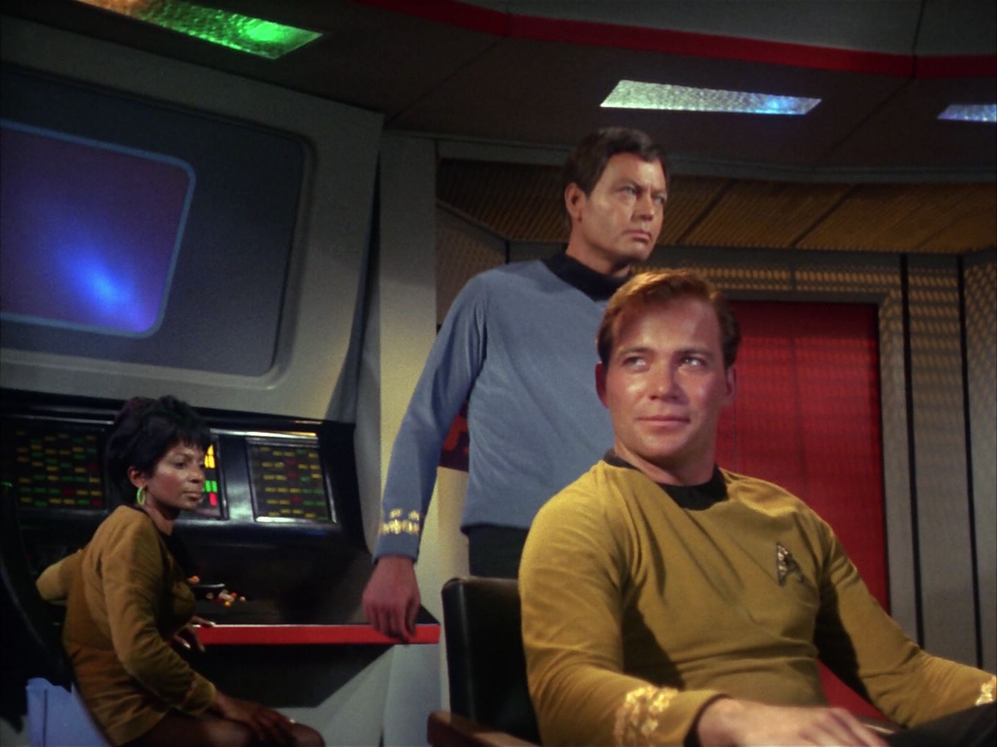 ariane179254_StarTrek_1x10_TheCorbomiteManouver_2274.jpg