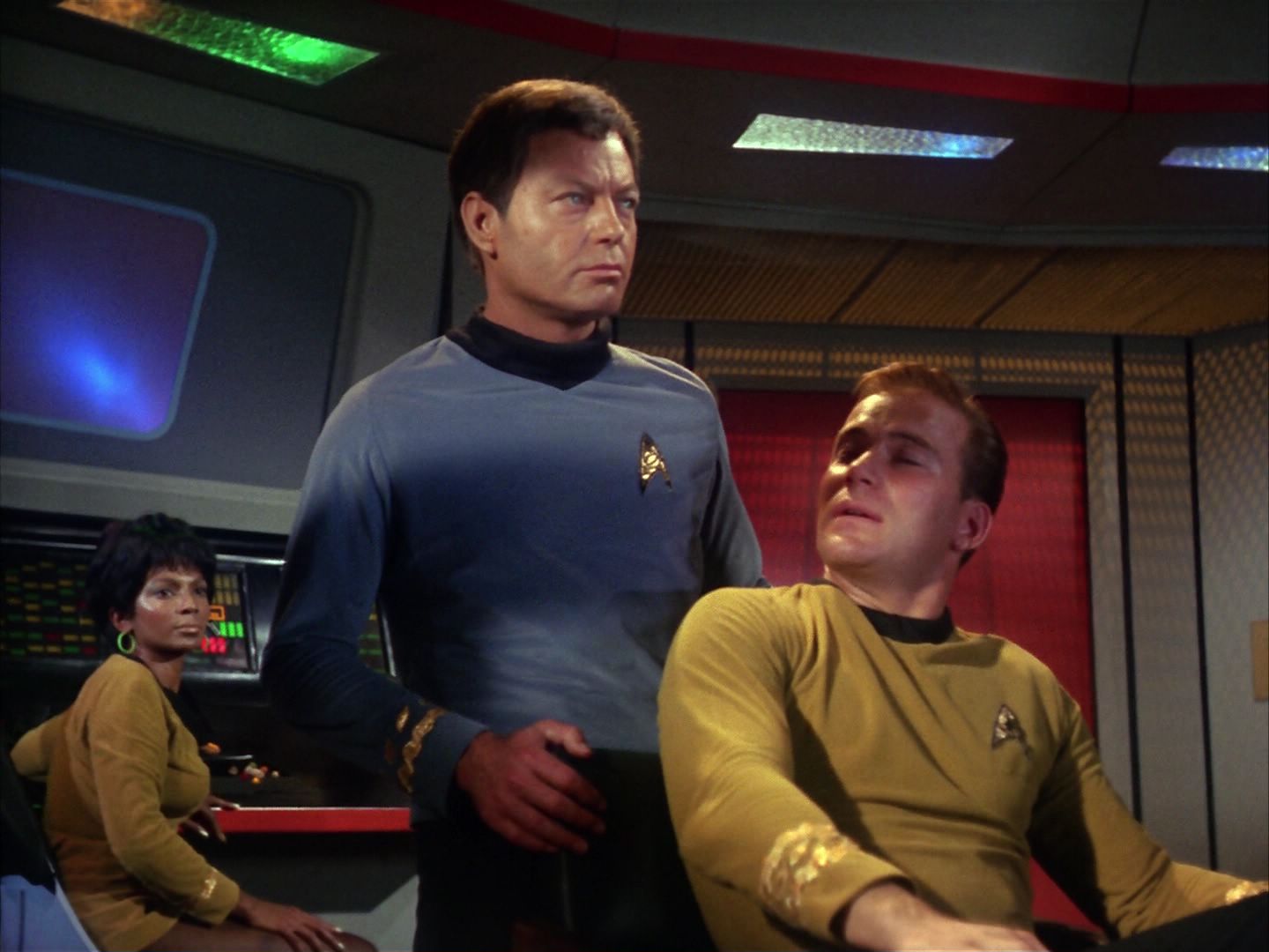 ariane179254_StarTrek_1x10_TheCorbomiteManouver_2278.jpg