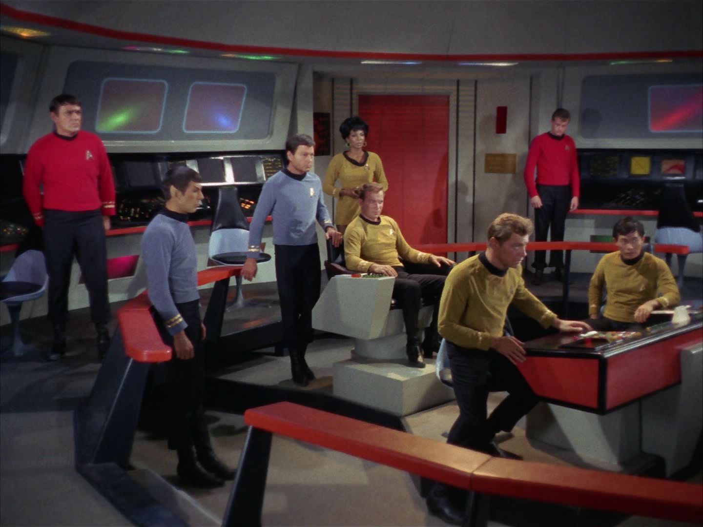 ariane179254_StarTrek_1x10_TheCorbomiteManouver_2359.jpg