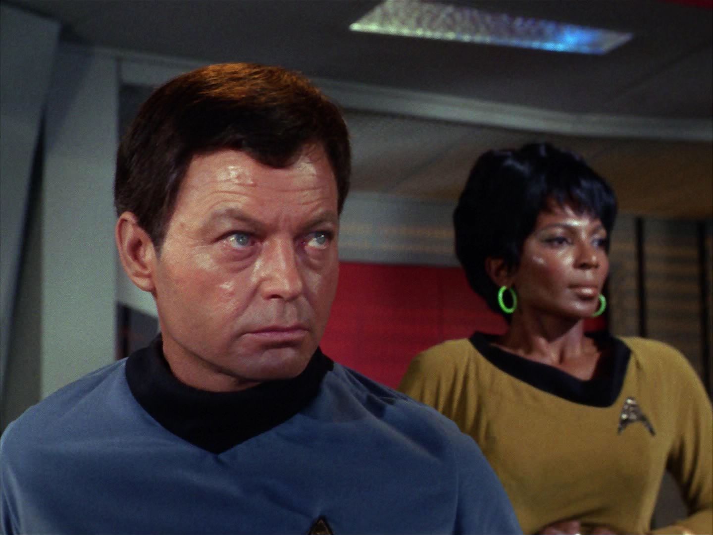 ariane179254_StarTrek_1x10_TheCorbomiteManouver_2405.jpg
