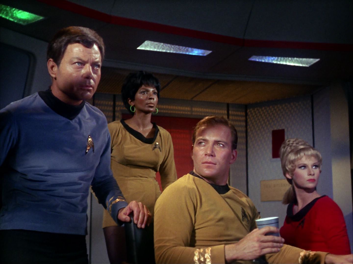 ariane179254_StarTrek_1x10_TheCorbomiteManouver_2606.jpg