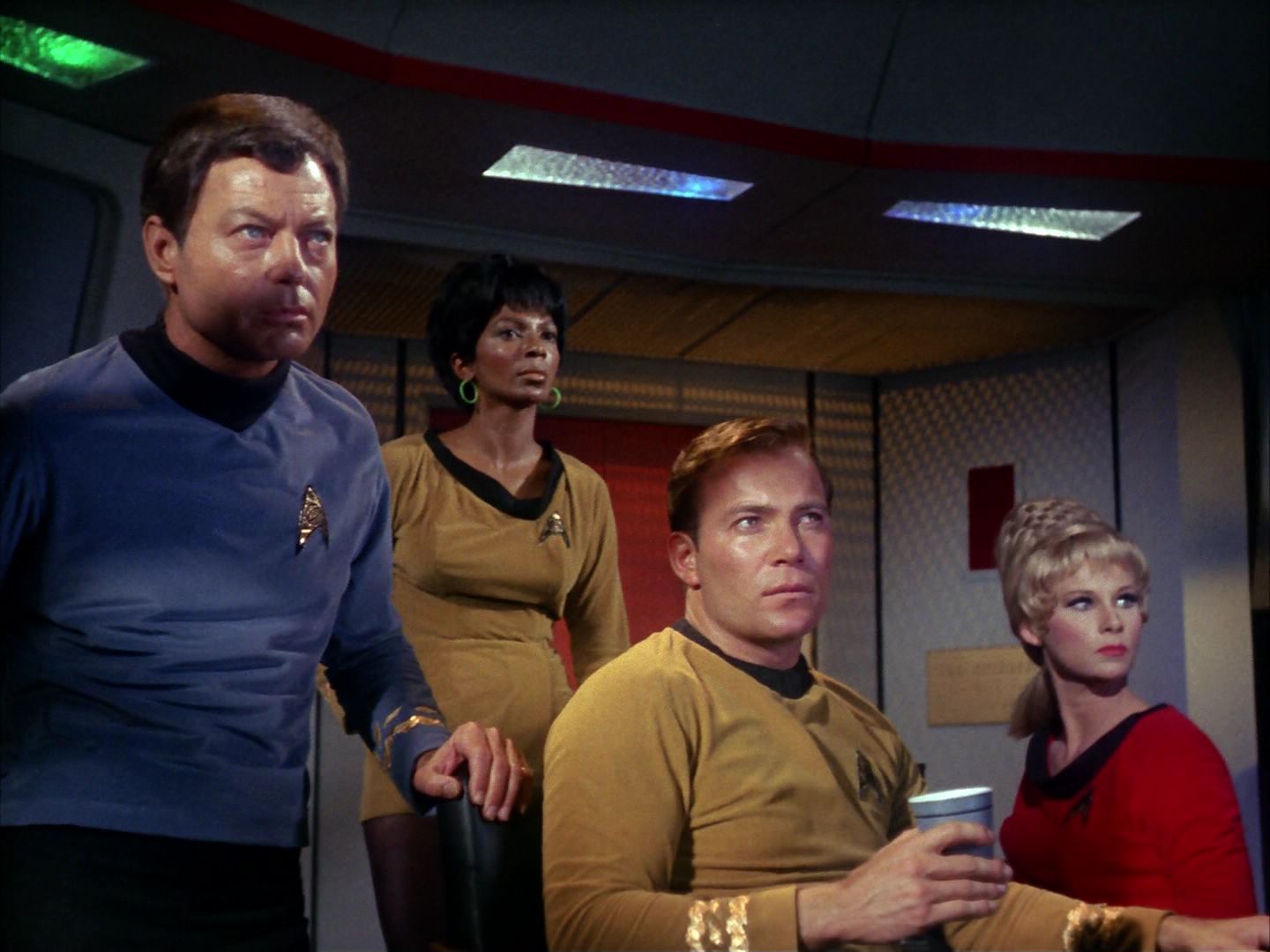 ariane179254_StarTrek_1x10_TheCorbomiteManouver_2608.jpg