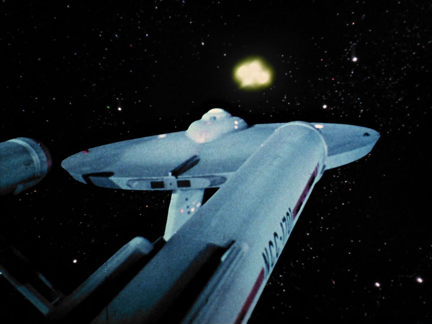 ariane179254_StarTrek_1x10_TheCorbomiteManouver_2962.jpg