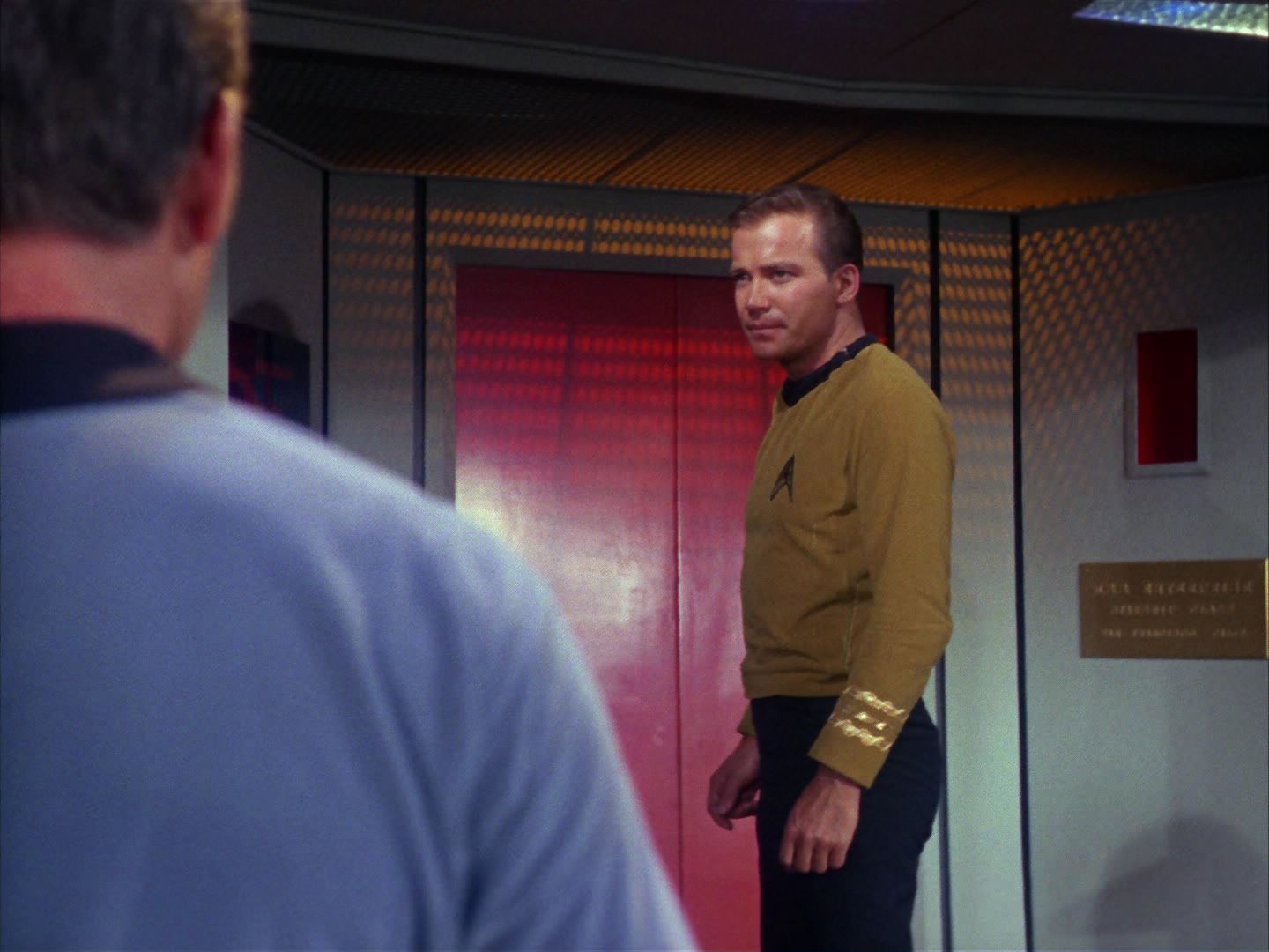 ariane179254_StarTrek_1x10_TheCorbomiteManouver_3185.jpg