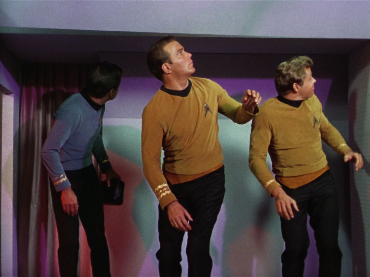ariane179254_StarTrek_1x10_TheCorbomiteManouver_3259.jpg
