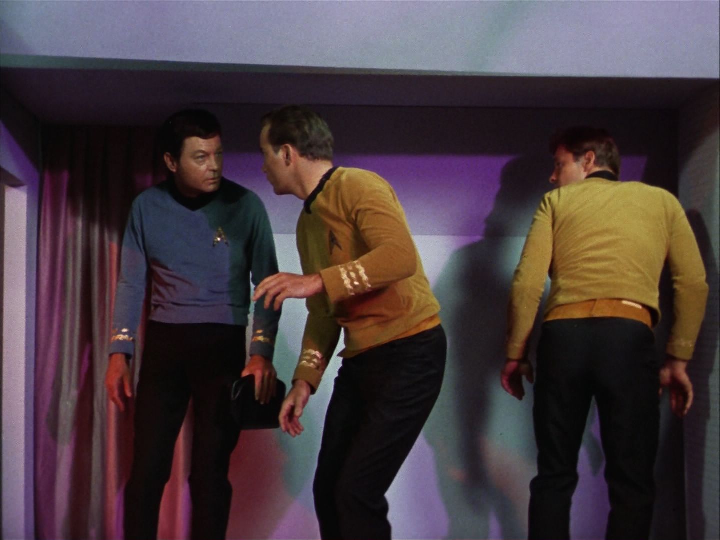 ariane179254_StarTrek_1x10_TheCorbomiteManouver_3263.jpg
