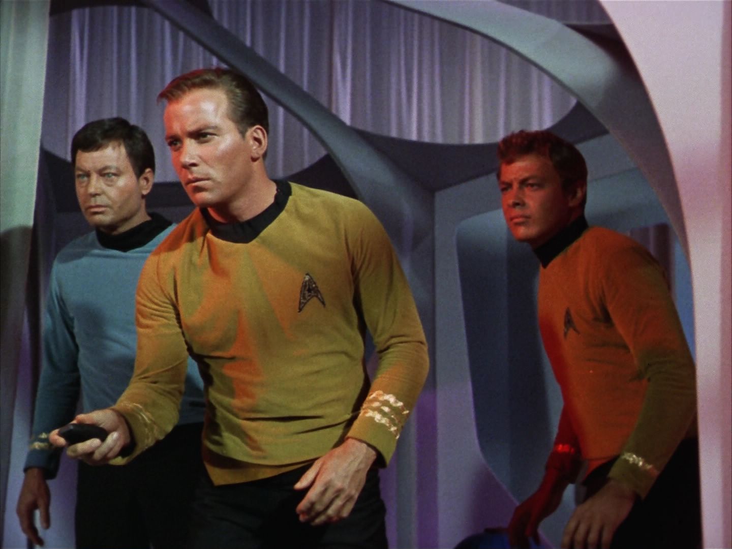 ariane179254_StarTrek_1x10_TheCorbomiteManouver_3273.jpg
