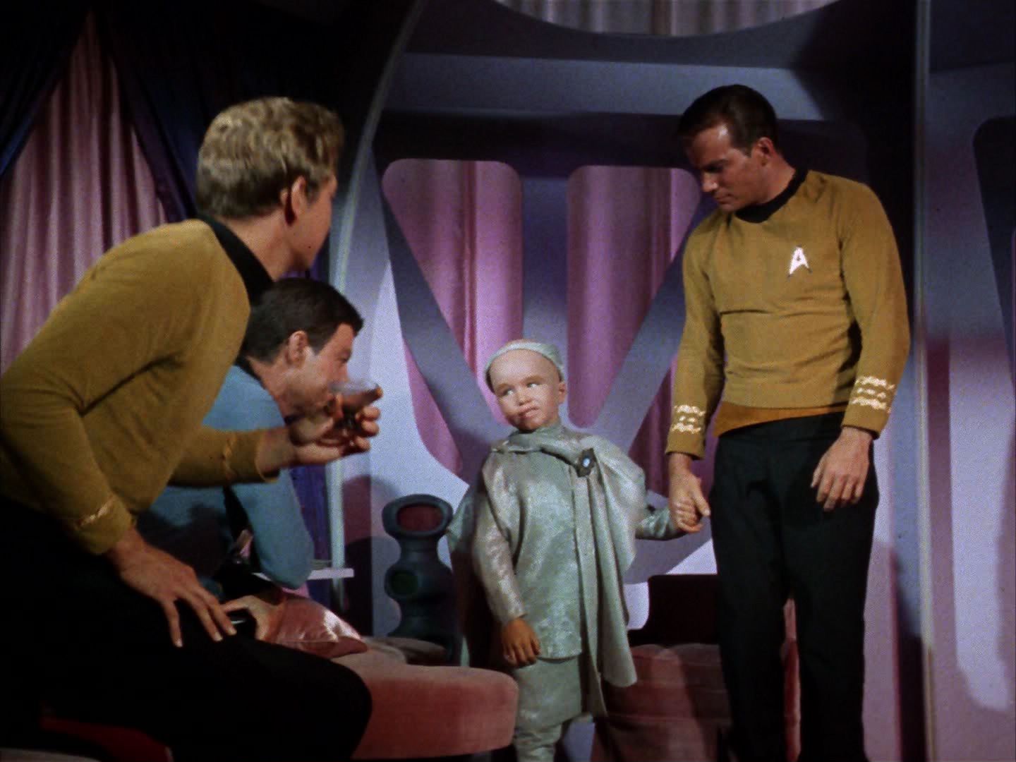 ariane179254_StarTrek_1x10_TheCorbomiteManouver_3525.jpg