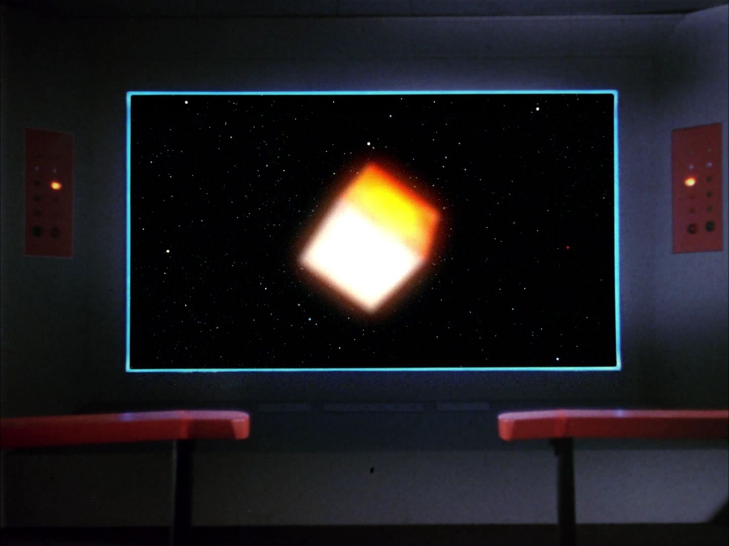 ariane179254_StarTrek_1x10_TheCorbomiteManouver-NewEffects_0506.jpg