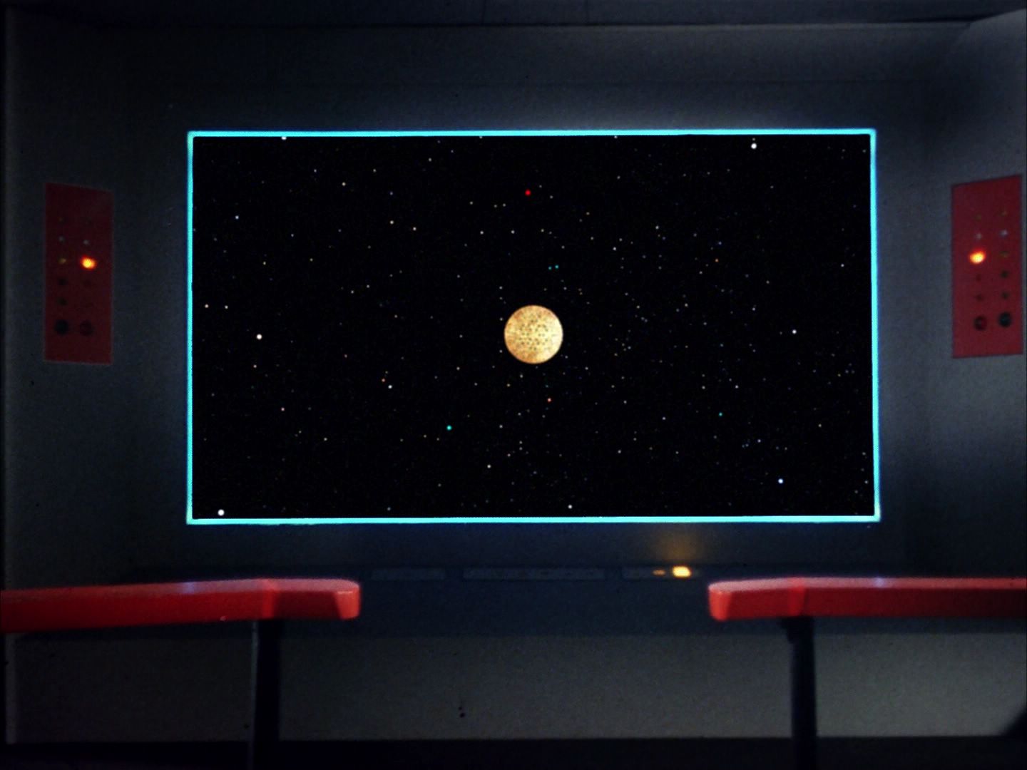 ariane179254_StarTrek_1x10_TheCorbomiteManouver-NewEffects_0720.jpg