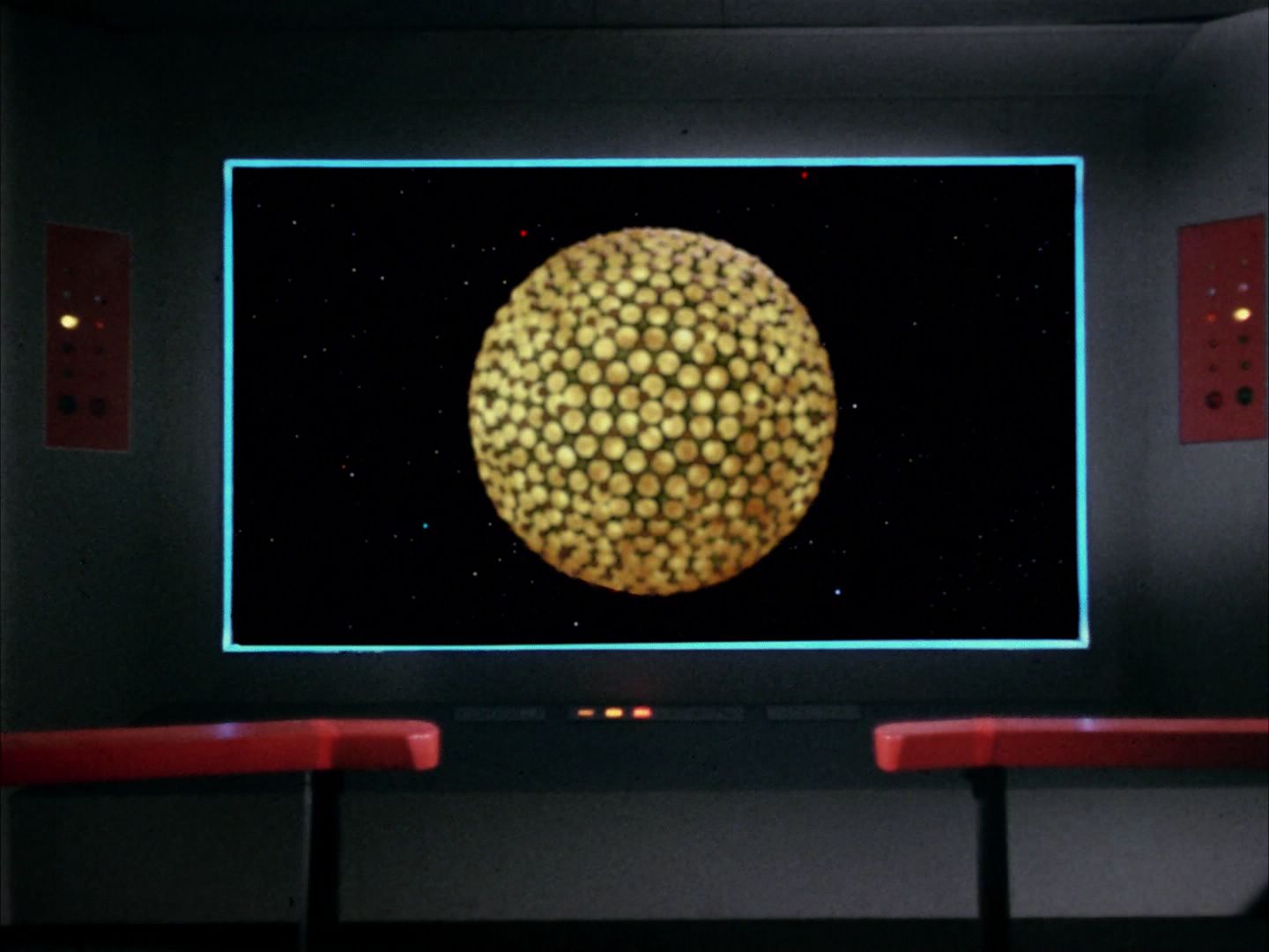 ariane179254_StarTrek_1x10_TheCorbomiteManouver-NewEffects_0827.jpg