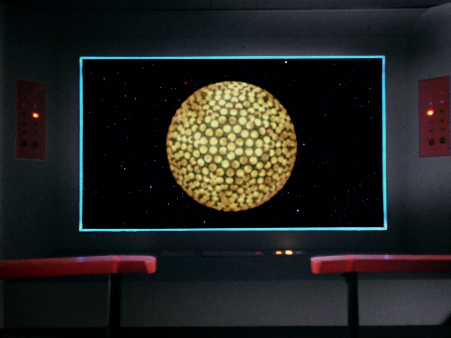 ariane179254_StarTrek_1x10_TheCorbomiteManouver-NewEffects_0865.jpg