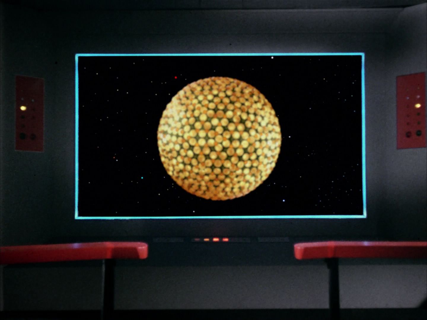 ariane179254_StarTrek_1x10_TheCorbomiteManouver-NewEffects_0866.jpg