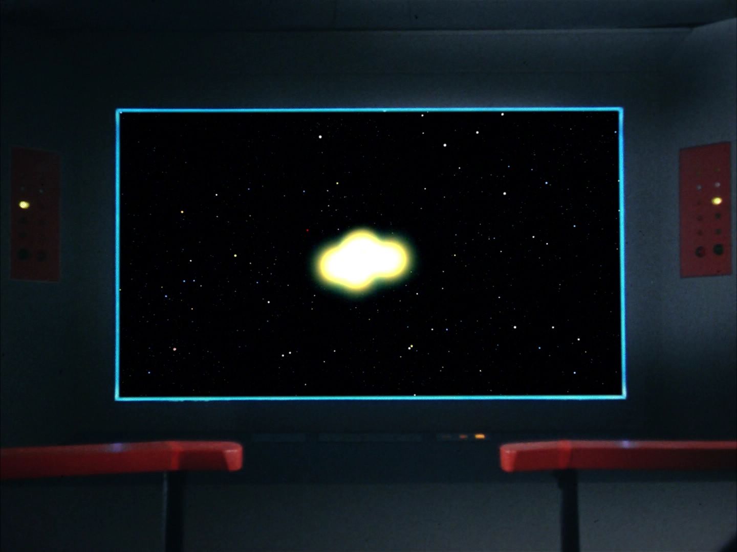 ariane179254_StarTrek_1x10_TheCorbomiteManouver-NewEffects_1652.jpg