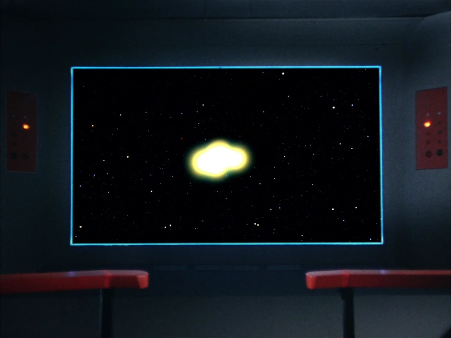 ariane179254_StarTrek_1x10_TheCorbomiteManouver-NewEffects_1674.jpg