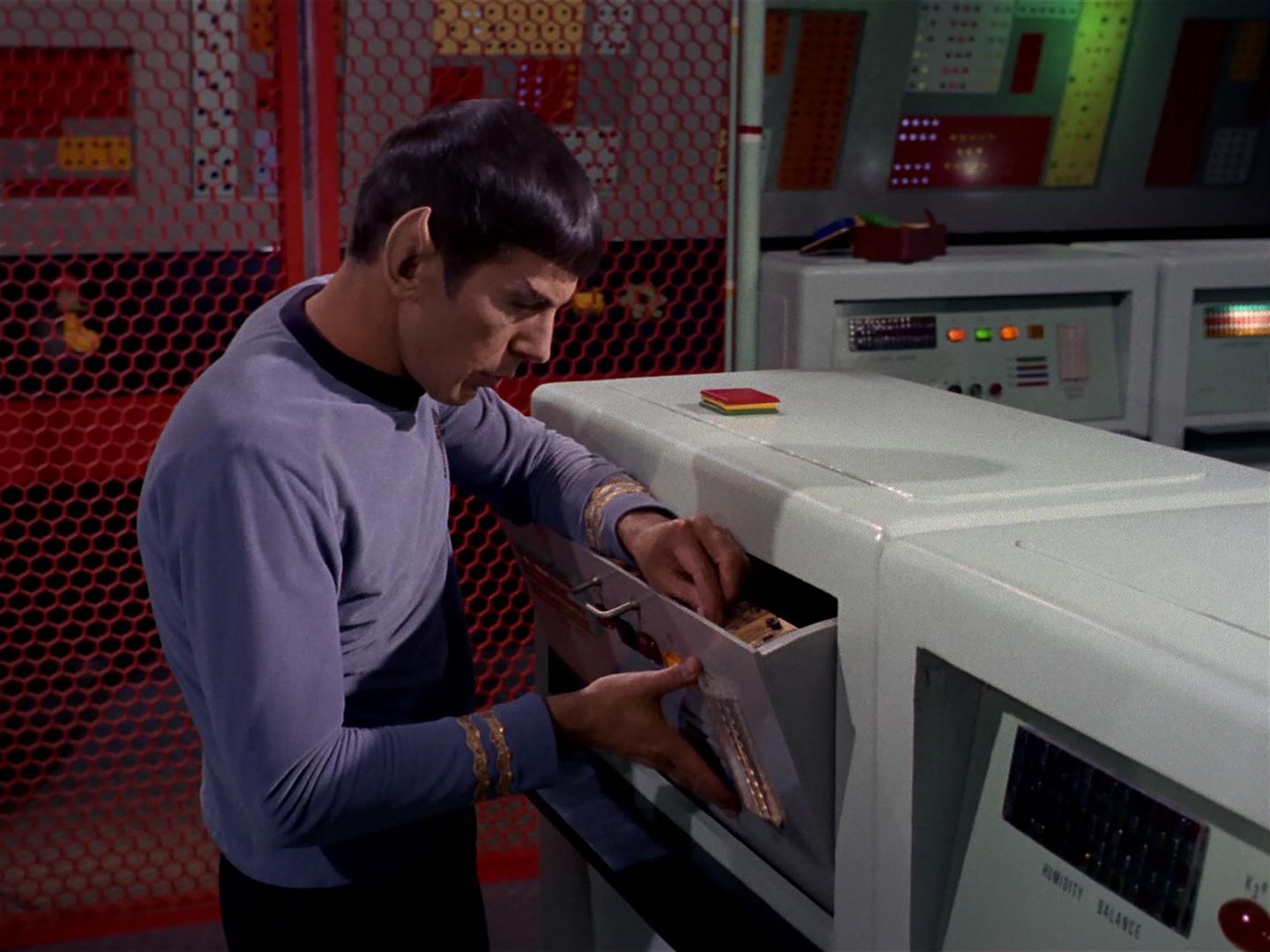 ariane179254_StarTrek_1x11_TheMenageriePart1_0649.jpg