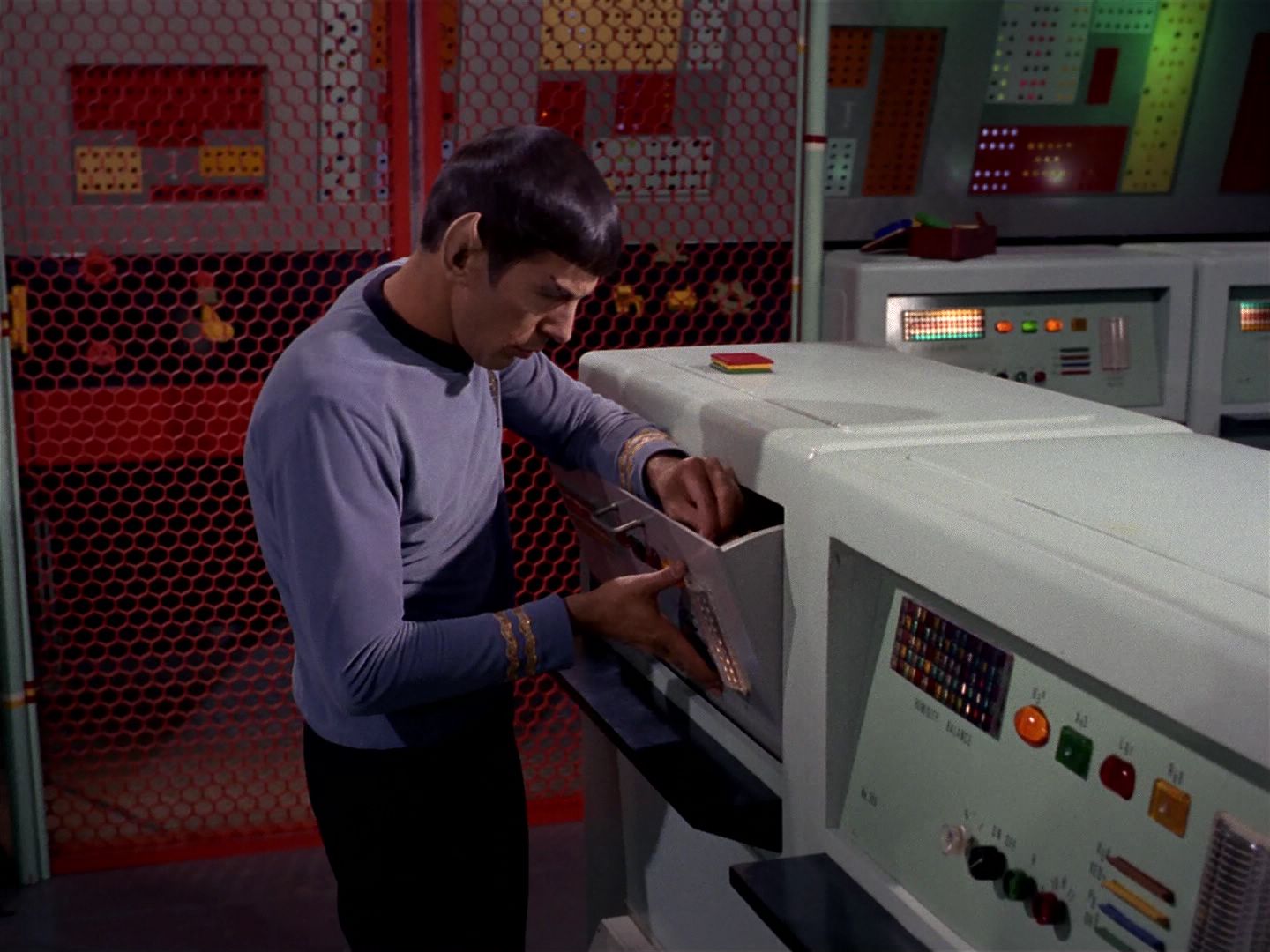 ariane179254_StarTrek_1x11_TheMenageriePart1_0652.jpg