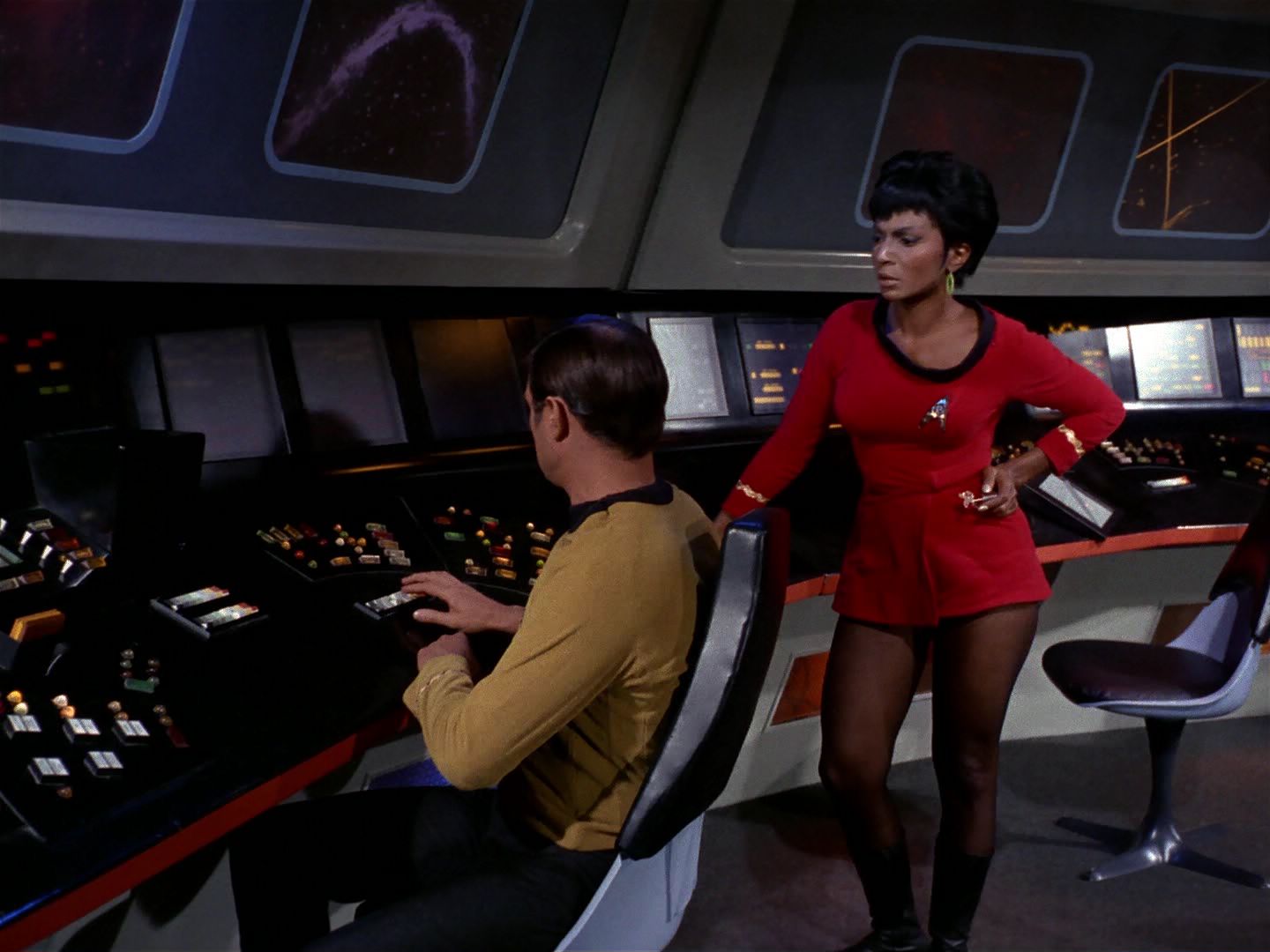 ariane179254_StarTrek_1x11_TheMenageriePart1_0703.jpg
