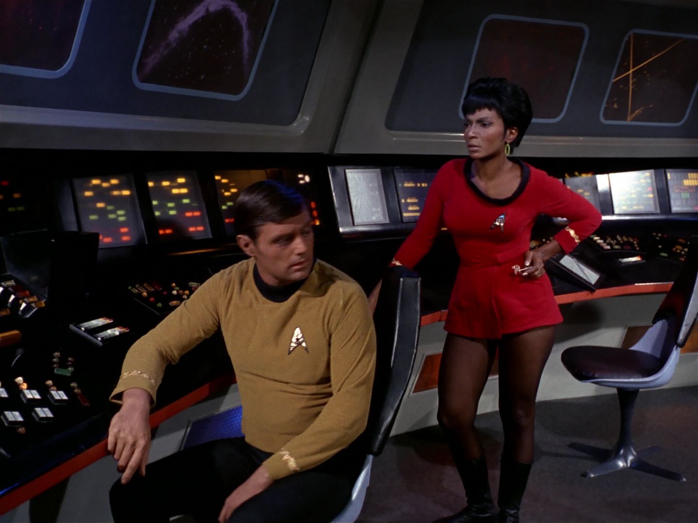 ariane179254_StarTrek_1x11_TheMenageriePart1_0708.jpg