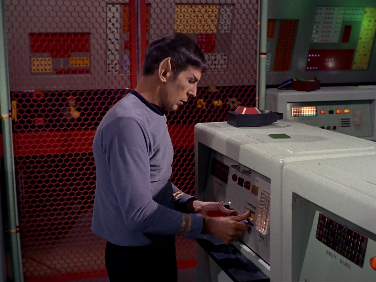 ariane179254_StarTrek_1x11_TheMenageriePart1_0767.jpg