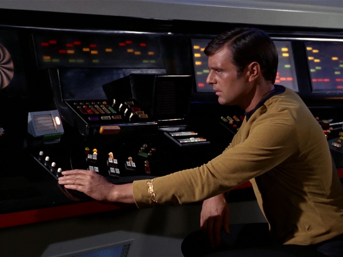 ariane179254_StarTrek_1x11_TheMenageriePart1_0783.jpg