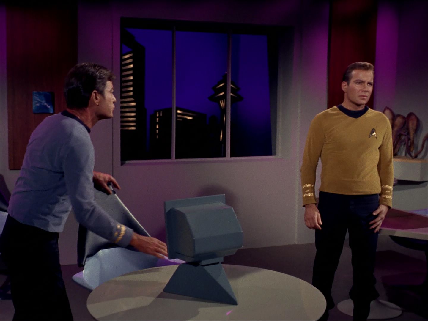 ariane179254_StarTrek_1x11_TheMenageriePart1_0929.jpg