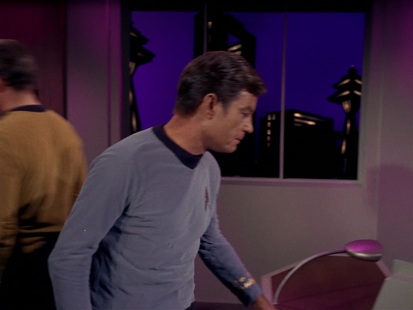 ariane179254_StarTrek_1x11_TheMenageriePart1_0970.jpg