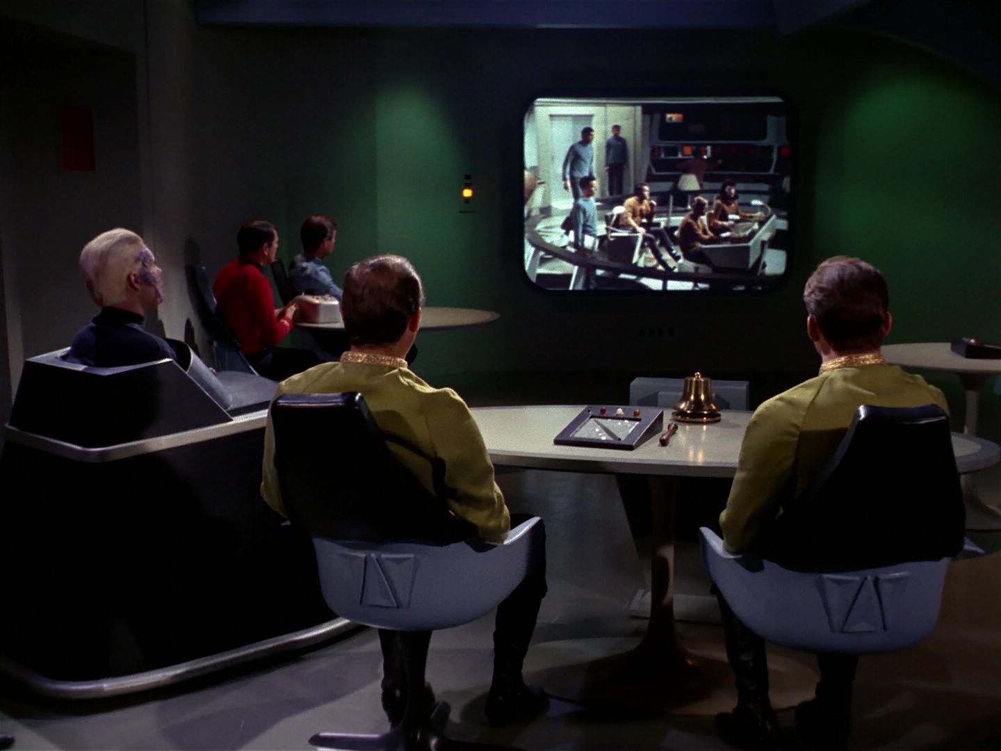 ariane179254_StarTrek_1x11_TheMenageriePart1_1971.jpg