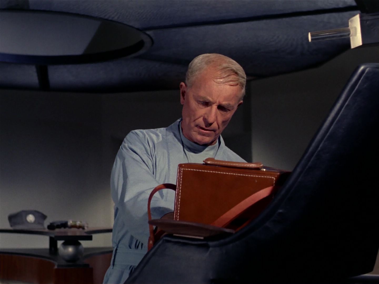 ariane179254_StarTrek_1x11_TheMenageriePart1_2278.jpg
