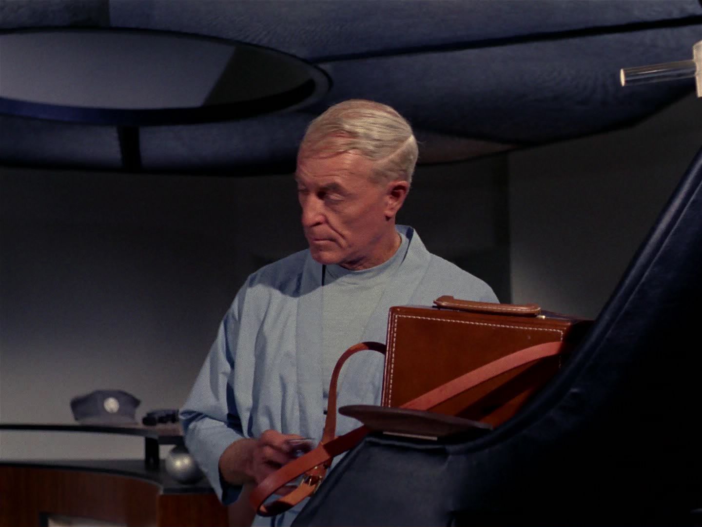 ariane179254_StarTrek_1x11_TheMenageriePart1_2292.jpg
