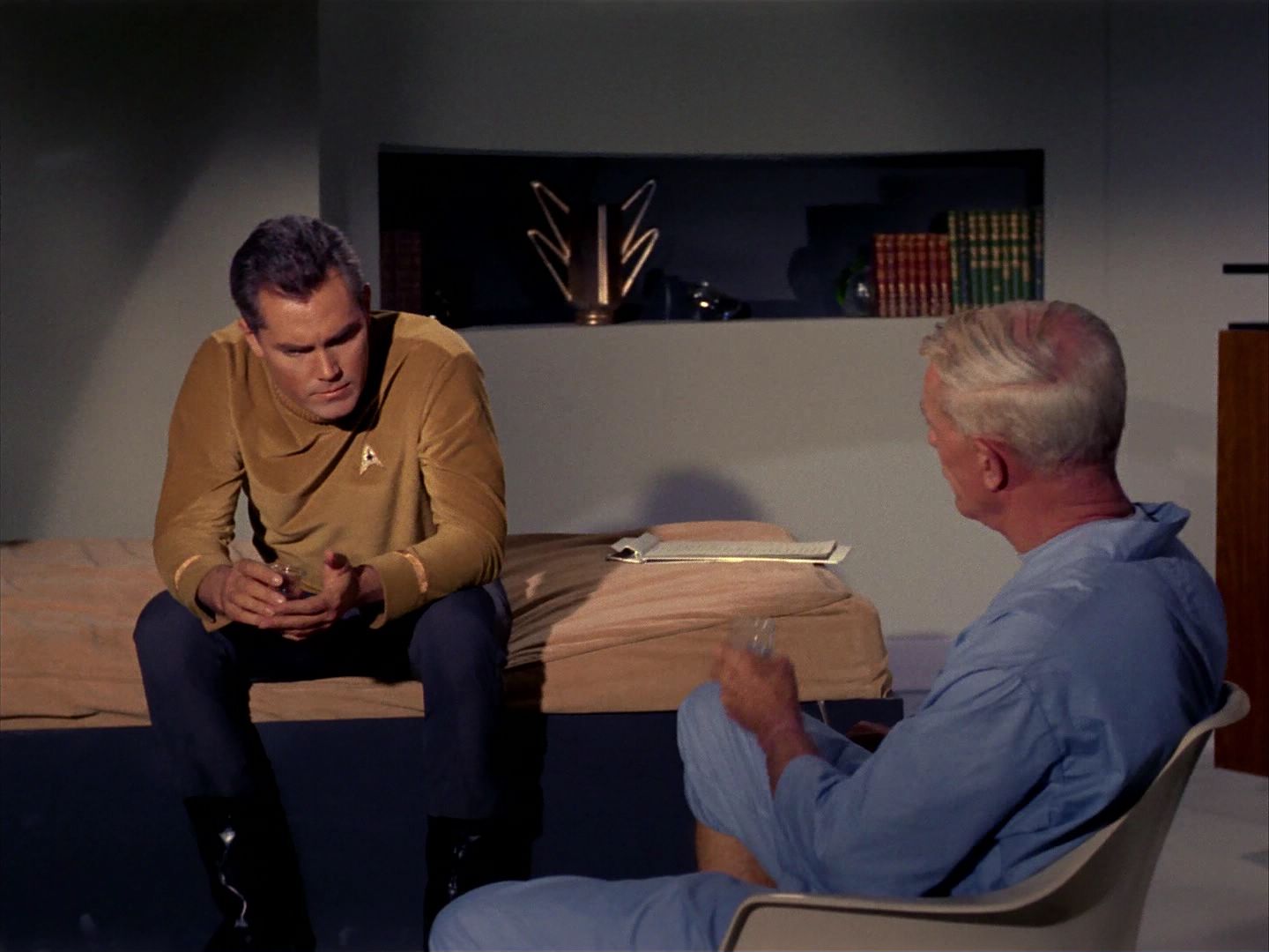 ariane179254_StarTrek_1x11_TheMenageriePart1_2412.jpg