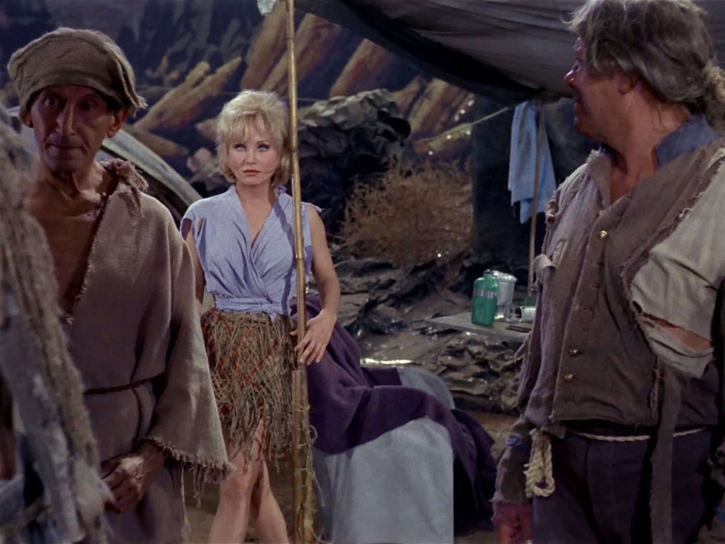 ariane179254_StarTrek_1x11_TheMenageriePart1_2952.jpg