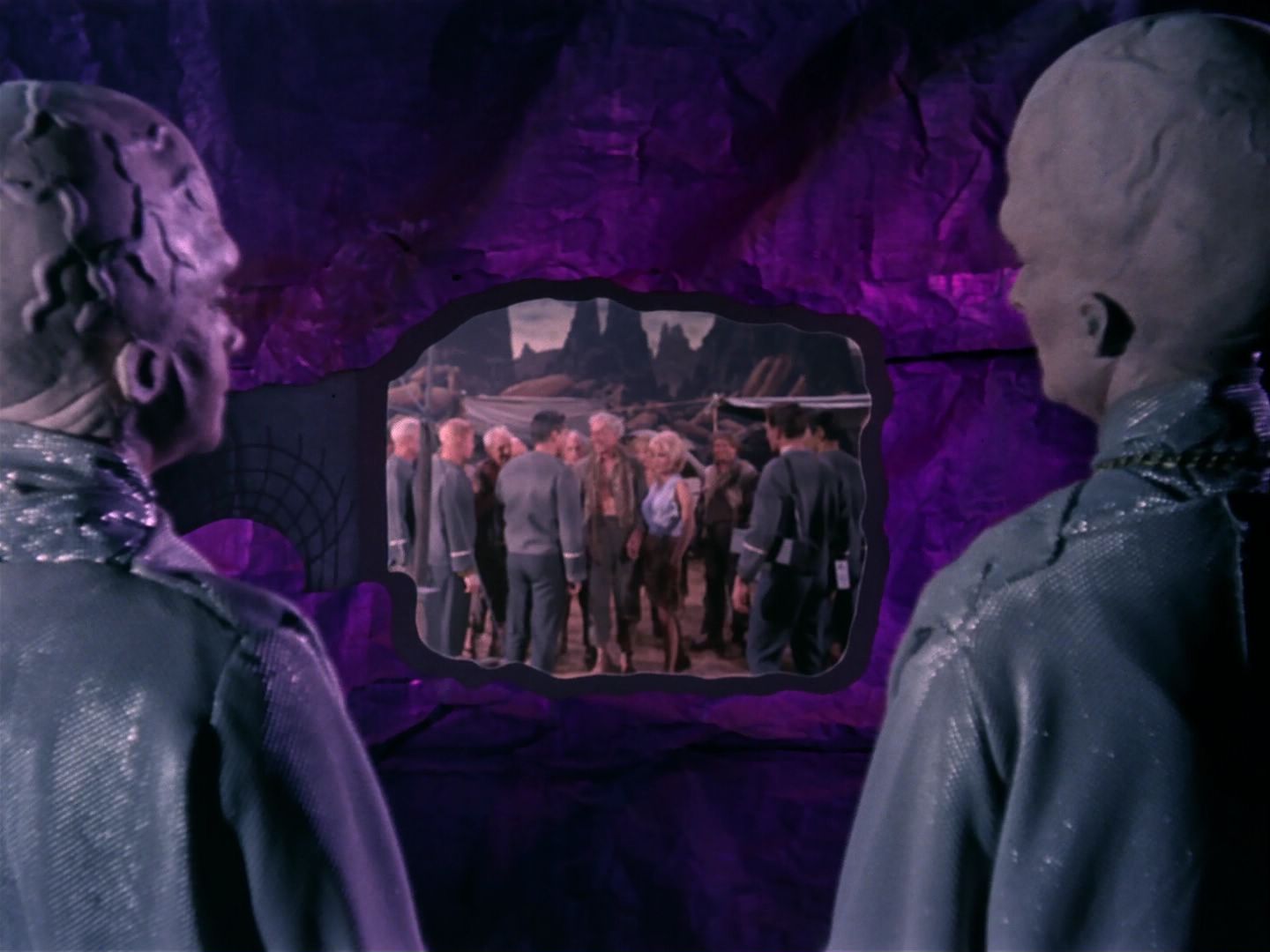 ariane179254_StarTrek_1x11_TheMenageriePart1_2976.jpg