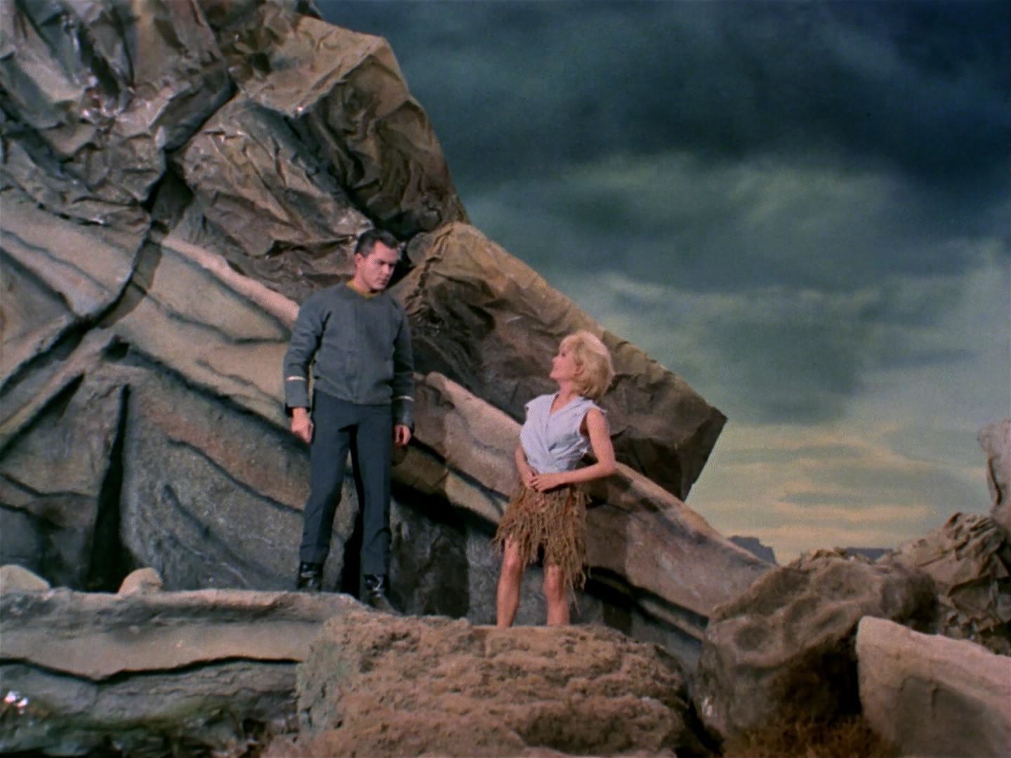 ariane179254_StarTrek_1x11_TheMenageriePart1_3153.jpg