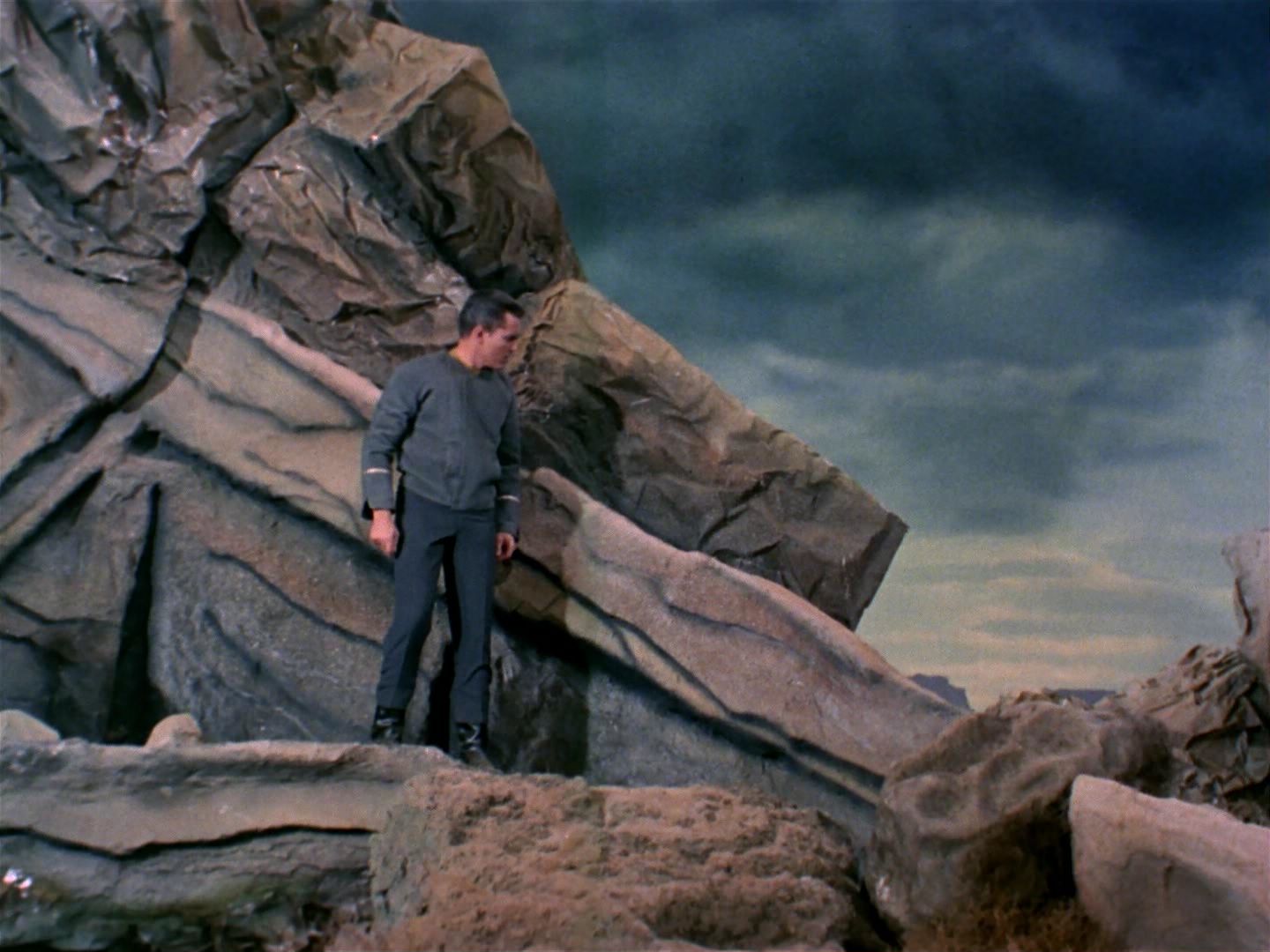 ariane179254_StarTrek_1x11_TheMenageriePart1_3156.jpg