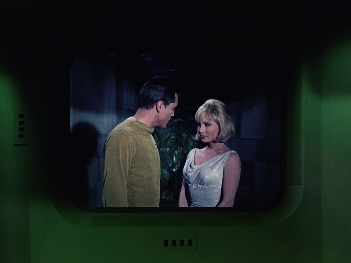 ariane179254_StarTrek_1x12_TheMenageriePart2_0979.jpg
