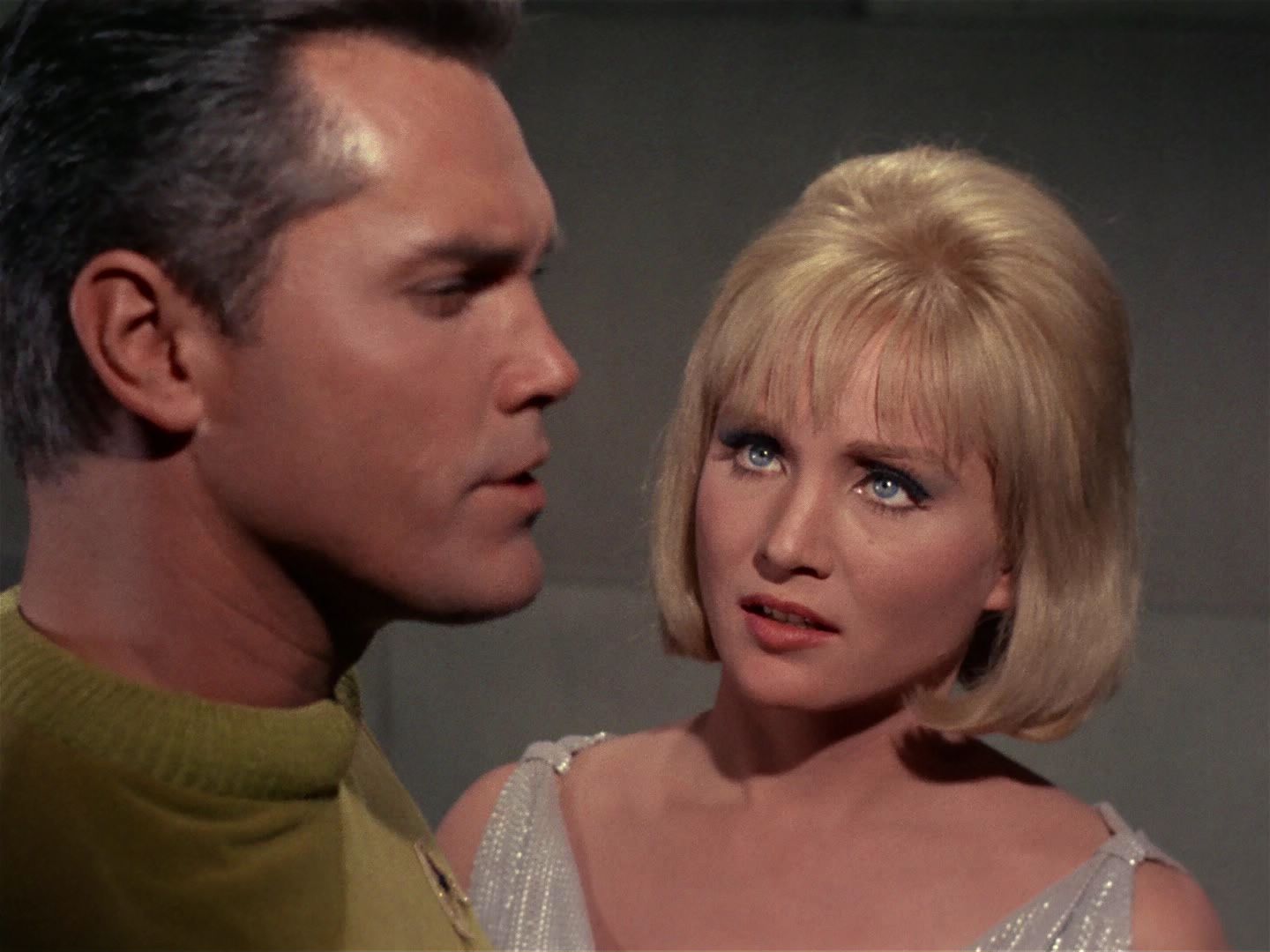 ariane179254_StarTrek_1x12_TheMenageriePart2_1028.jpg