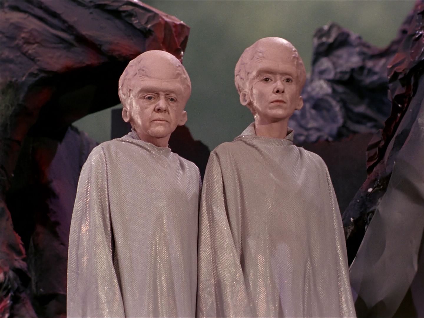 ariane179254_StarTrek_1x12_TheMenageriePart2_2892.jpg
