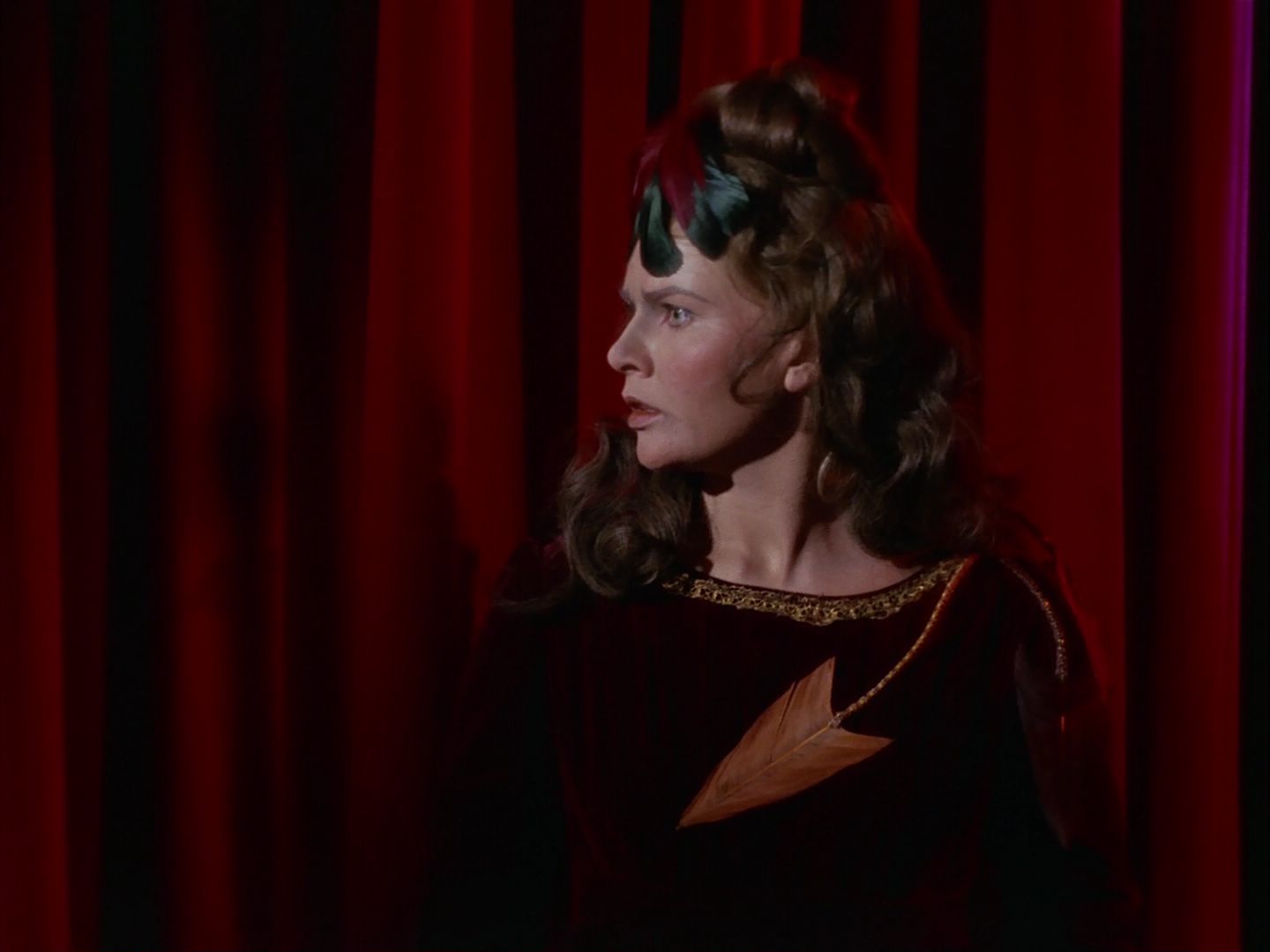 ariane179254_StarTrek_1x13_TheConscienceOfTheKing_0060.jpg