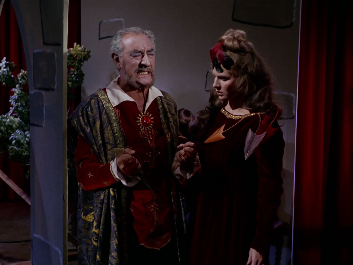 ariane179254_StarTrek_1x13_TheConscienceOfTheKing_0079.jpg
